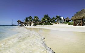 Margaritaville Island Reserve Riviera Cancún - A Karisma All-Inclusive Experience for All